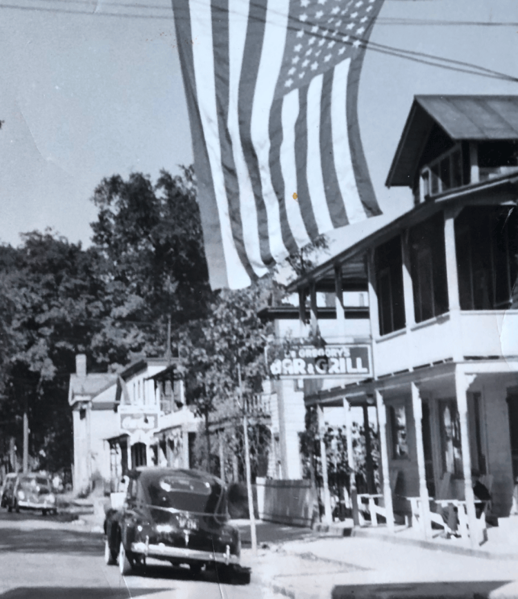Archival Photo of DeGregory's Restaurant at 70 Beekman